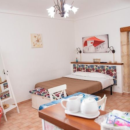 Xenia - Il Vicoletto Delle Dee Villa Syracuse ภายนอก รูปภาพ